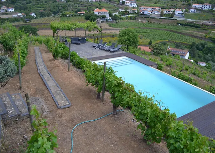 Casa de Férias Quinta Do Santo No Douro - Casa T3 Alcarias (Baiao)