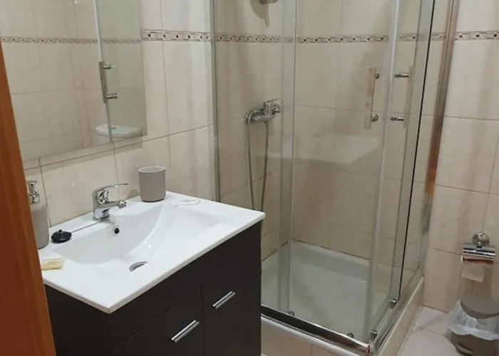 Quinta Do Santo No Douro - Casa T3 *